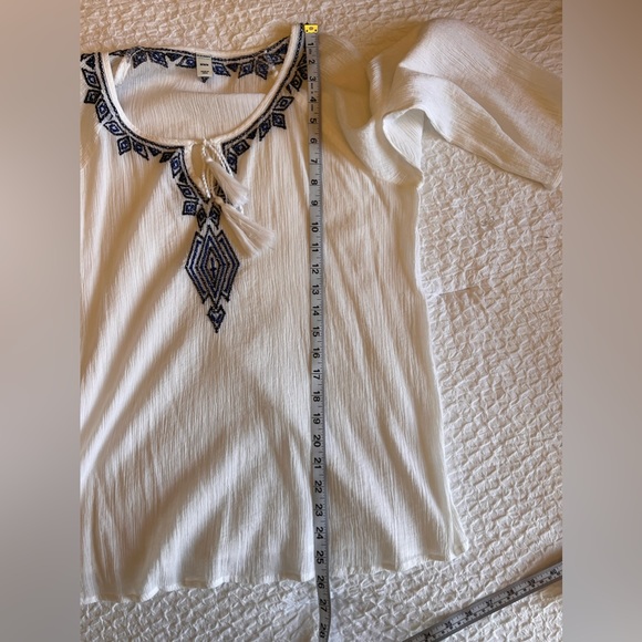 White and Blue Embroidered Shirt - Picture 5 of 7